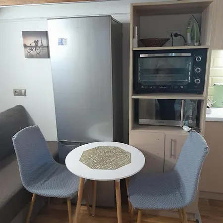 Apartment котлярська 5